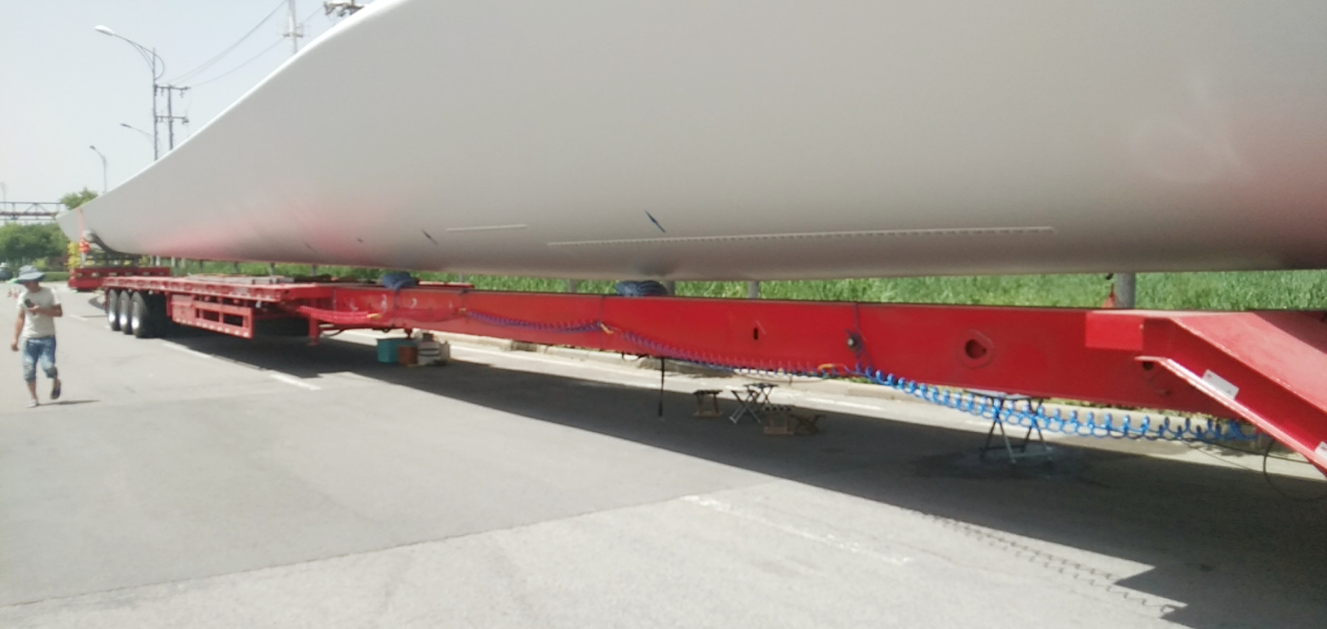 風(fēng)電葉片塔筒運輸車價格